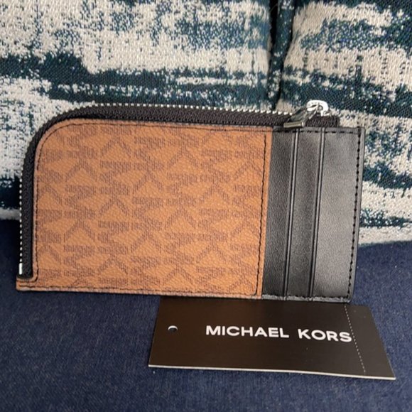 Michael Kors L Zip Mini Wallet - Picture 6 of 16